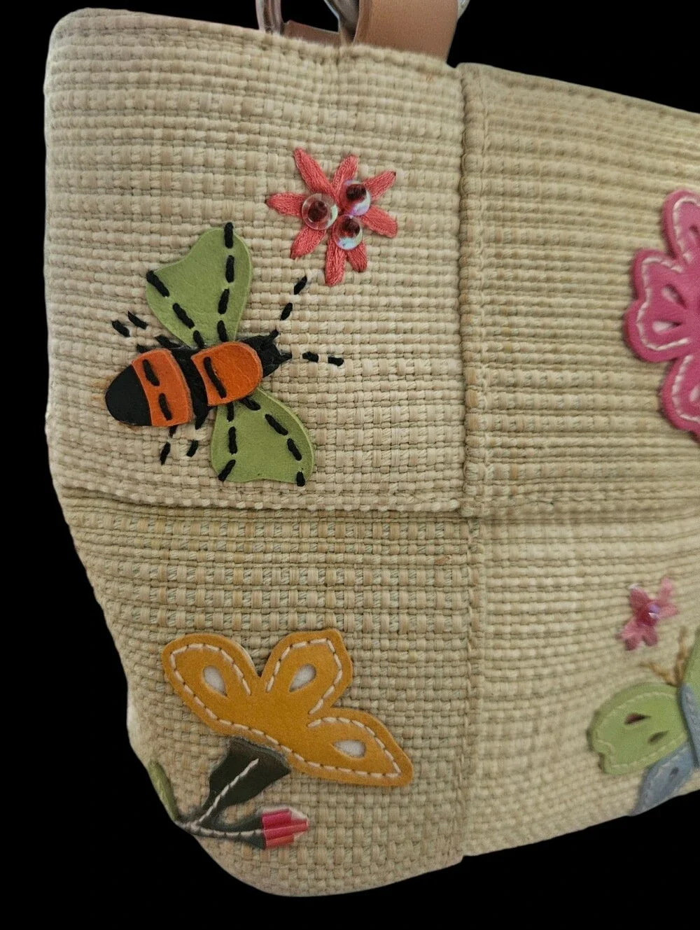 Woven Natural Straw Look Handbag Butterfly Flowers Bee Dragon Fly Beaded Accents